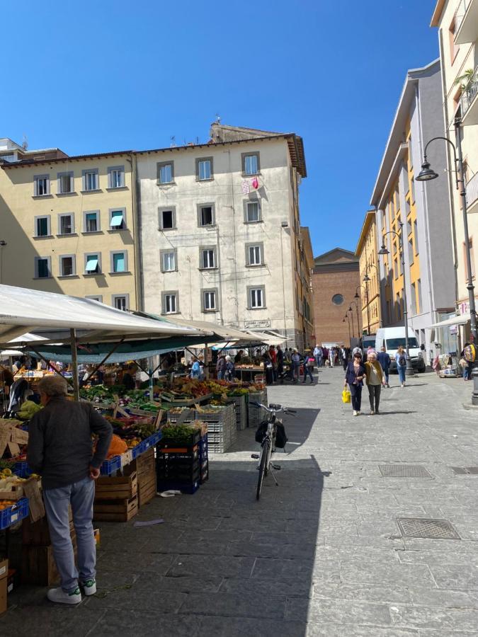 Appartamento Al Mercato 利沃诺 外观 照片